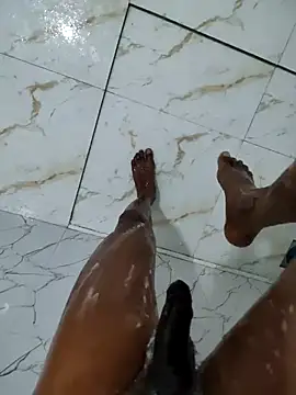 DICKLANKA online show from April 14, 1:27 am