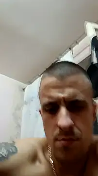 Adidas7217 online show from November 18, 8:01 pm