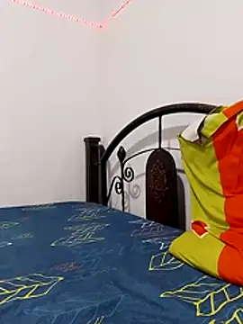 LATINO27CM online show from October 23, 12:25 am