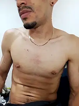 LATINO27CM online show from October 11, 9:08 pm