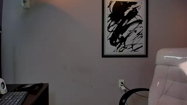 wildthor26 online show from September 23, 4:23 am