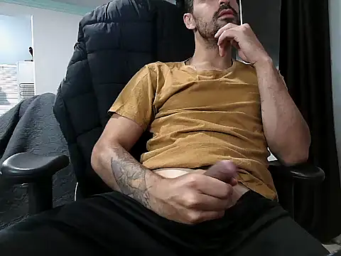 Yunero online show from October 11, 2:15 am