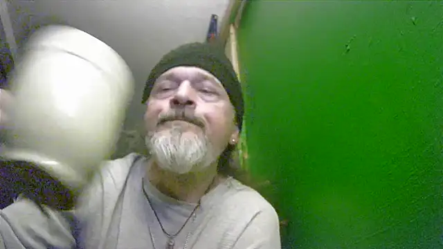 HippieDad333 online show from December 13, 11:22 pm