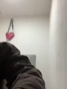 Moisesjrtapia online show from April 17, 5:26 pm