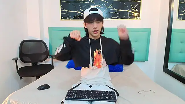 Lovers 21 online show from October 9, 5:01 am