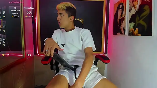 Stiben boy online show from September 26, 7:55 pm