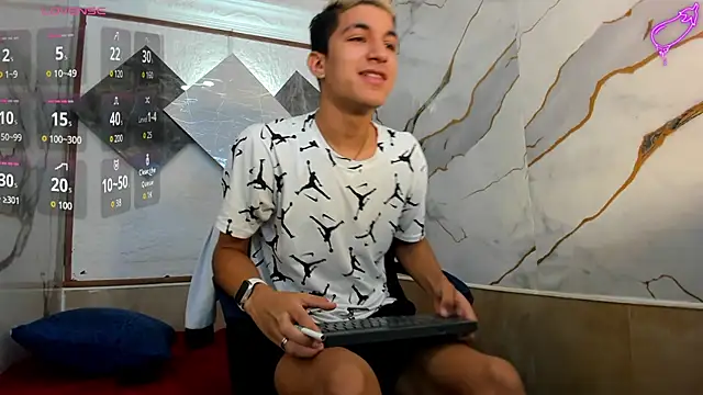 Stiben boy online show from October 8, 7:29 pm