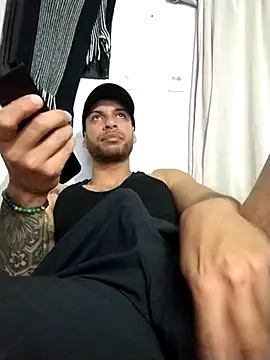 Snapshot of Mulato141 chatting on October 13, 4:07 am Mulato141 online show from October 13, 4:07 am