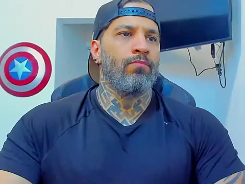 JoshRigby online show from December 1, 8:12 pm