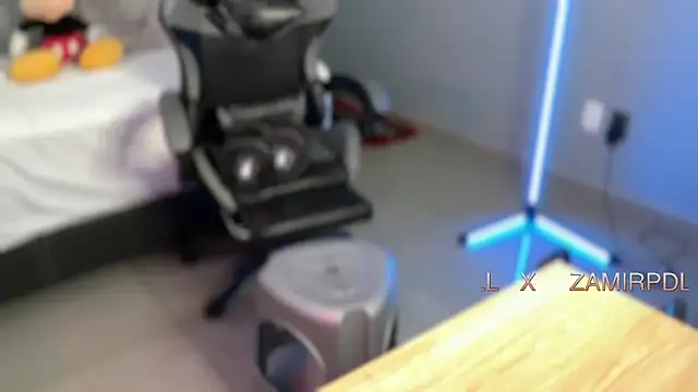 zamir333 online show from April 14, 12:44 am