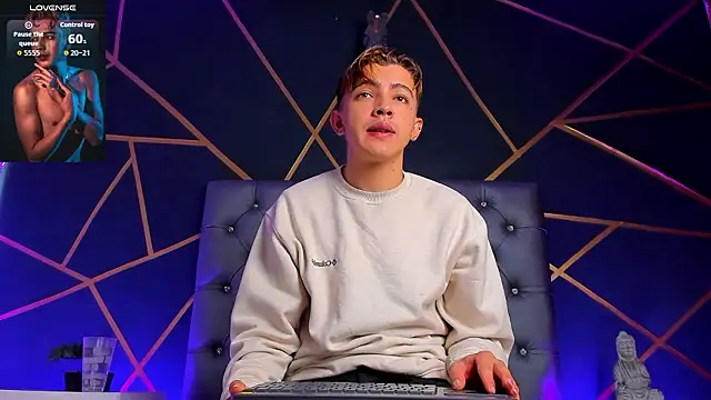 Lian Miller1  online show from February 7, 12:56 pm