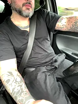 marcotatuatooo online show from December 18, 9:16 am