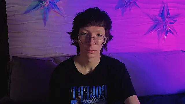 TommieHi online show from December 4, 5:25 am