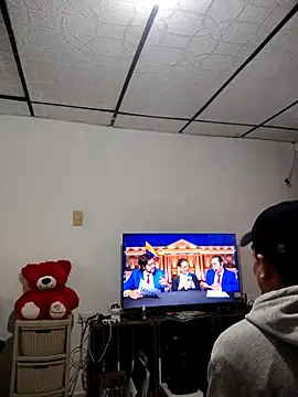 jovencolombianht online show from June 15, 1:25 pm