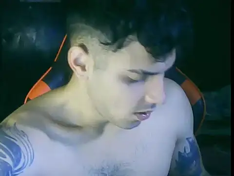 alessandro290 online show from December 14, 7:32 pm