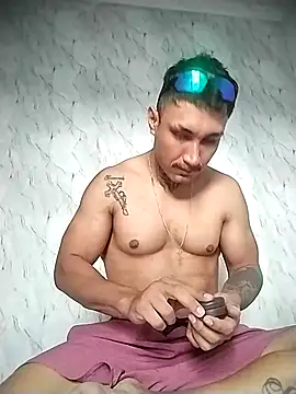 favelaboy10 online show from November 7, 7:28 pm