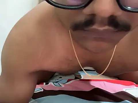 YourBlackBull online show from November 25, 7:16 pm