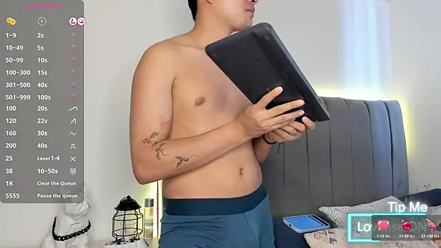 JARETHH online show from November 27, 2:54 pm