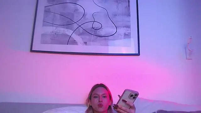 SophieDiamond Xx online show from October 18, 11:48 am