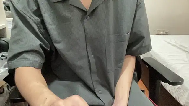 16hornydog online show from November 8, 5:16 pm