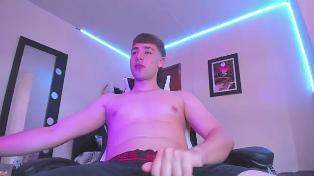 PapiNoha online show from October 16, 8:17 pm