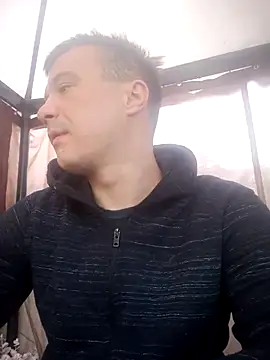 viktor1992-1-1 online show from July 13, 5:09 am