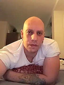 Kobradera1984 online show from October 30, 11:17 pm