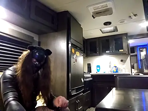 mysissycd online show from October 24, 7:32 am