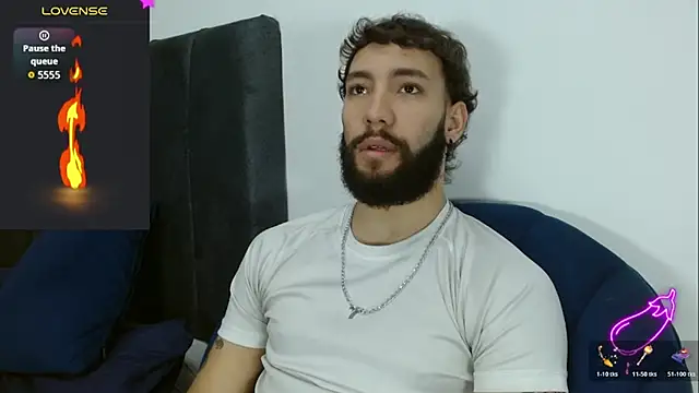 angel kyrozz online show from December 20, 7:10 pm