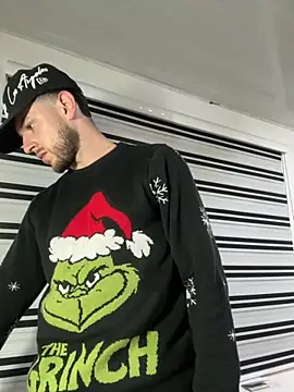 noah red online show from December 2, 2:47 am