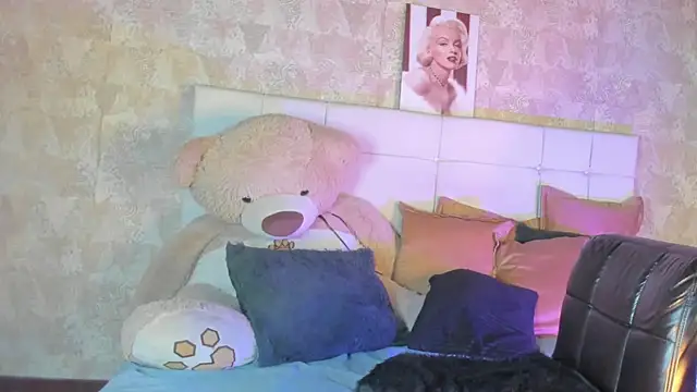 Dans butthole online show from October 28, 9:28 pm