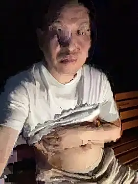 yichengm online show from July 19, 12:44 pm