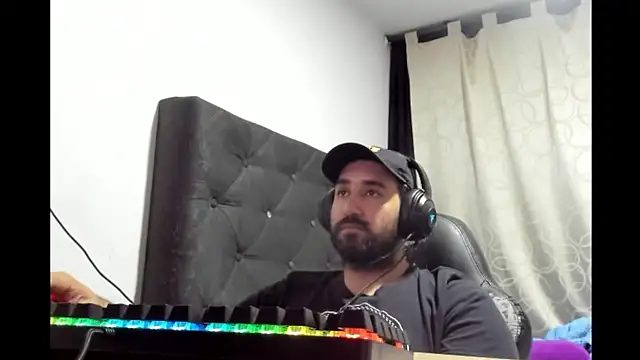 coolfriki online show from March 27, 11:44 am