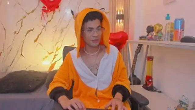 JacobBlackwell  online show from February 21, 6:36 am