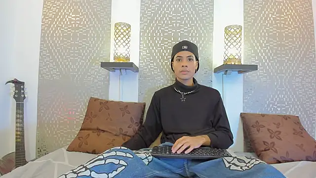 JacobBlackwell  online show from October 19, 8:56 pm