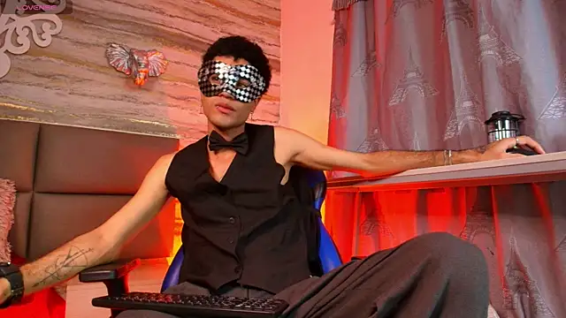 JacobBlackwell  online show from October 7, 8:13 pm