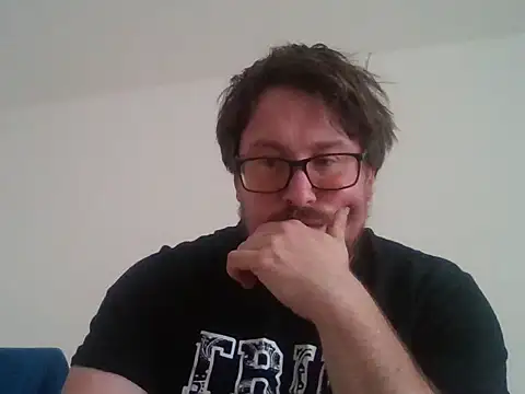 czechguy online show from November 1, 1:37 pm