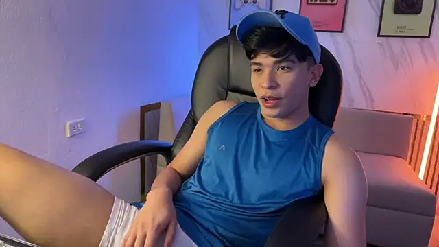 David Nova online show from December 4, 1:07 pm