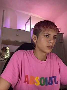 tylernova online show from December 5, 3:57 am