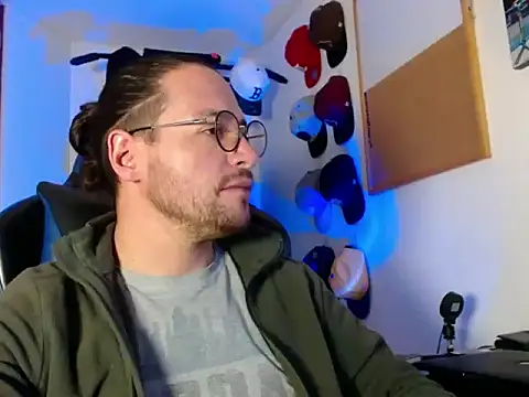 kurt xx online show from December 15, 12:13 pm