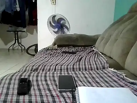 morenodelicia35 online show from November 1, 1:09 am