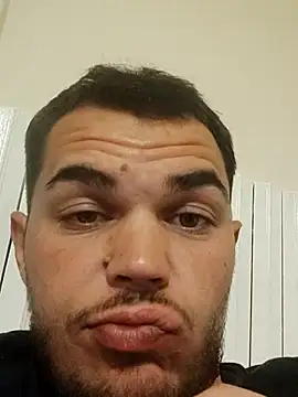 Alexszader36 online show from October 31, 9:18 pm