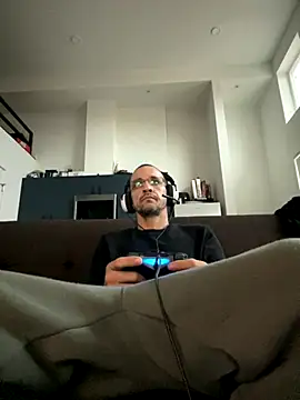 Pikachucums4u online show from November 5, 11:51 pm