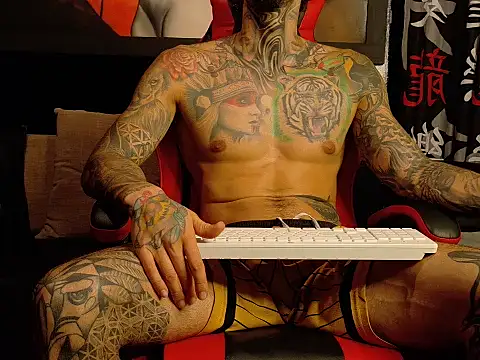 Molotov Explosive online show from November 11, 12:26 am