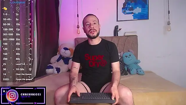 Snapshot of Chriss-ricci chatting on October 13, 5:13 am Chriss-ricci online show from October 13, 5:13 am