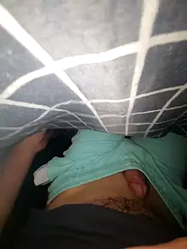 Snapshot of Jhony25682 chatting on October 20, 1:31 am Jhony25682 online show from October 20, 1:31 am