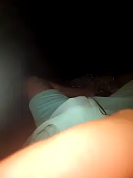 Snapshot of Jhony25682 chatting on October 17, 3:27 pm Jhony25682 online show from October 17, 3:27 pm