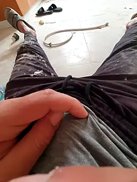 Snapshot of Jhony25682 chatting on October 16, 2:03 pm Jhony25682 online show from October 16, 2:03 pm