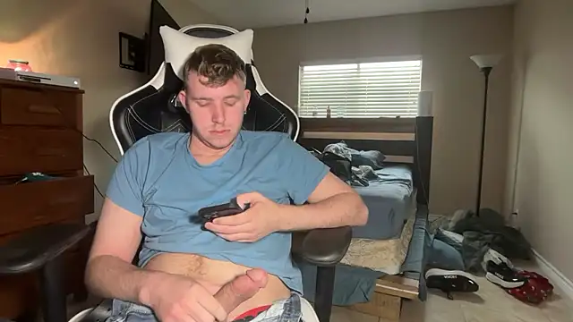 eddieeeeee1232 online show from November 30, 7:49 pm