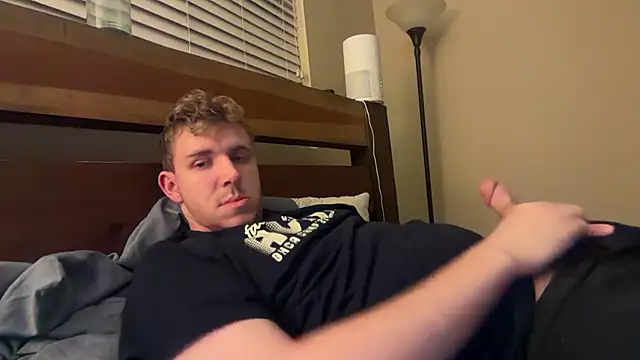 eddieeeeee1232 online show from December 19, 5:15 am